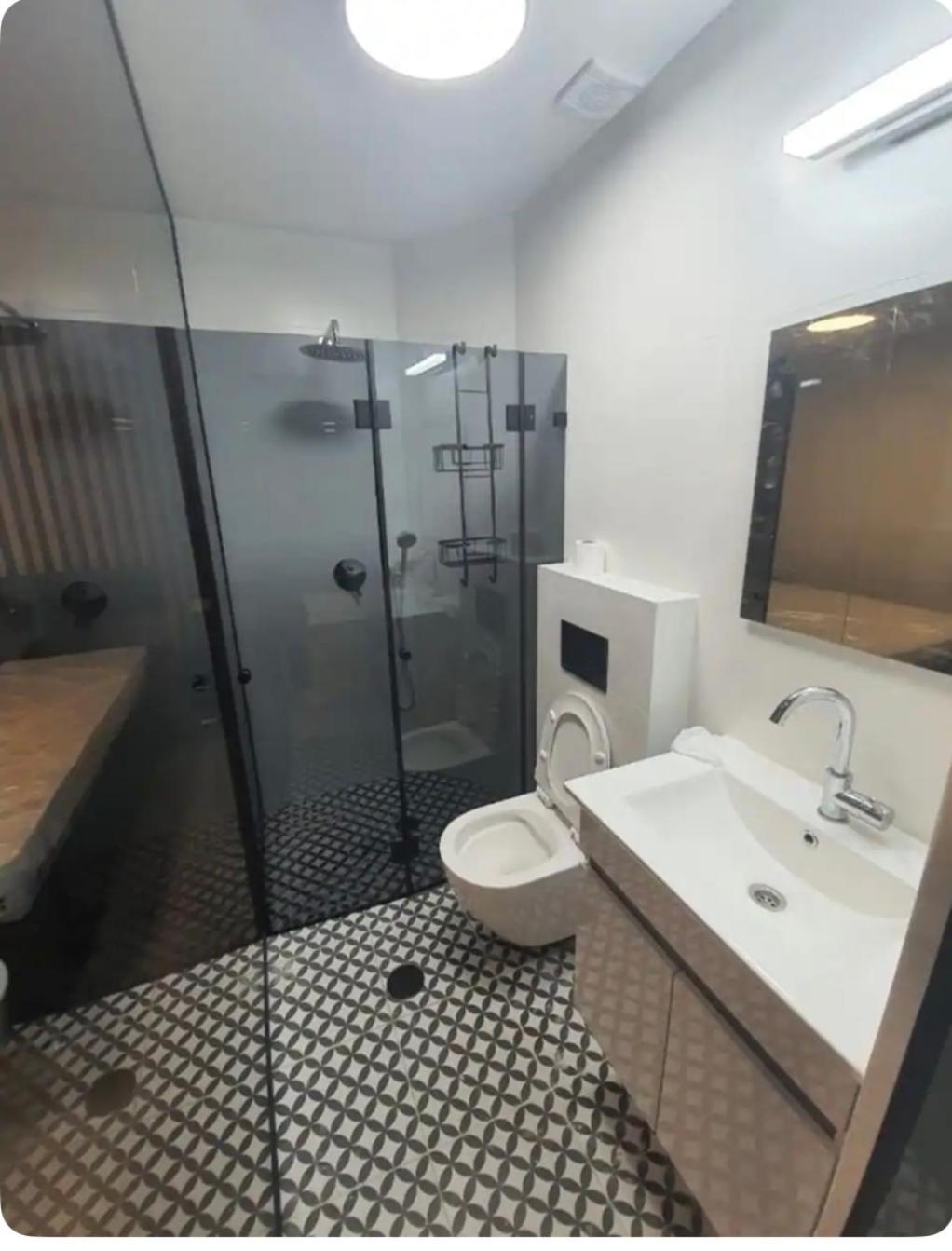Ryo 11 דירת נופש חדשה על חוף הים נוף לים Apartment Bat Yam Exterior photo